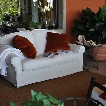 Bed & Breakfast Domu Mena *